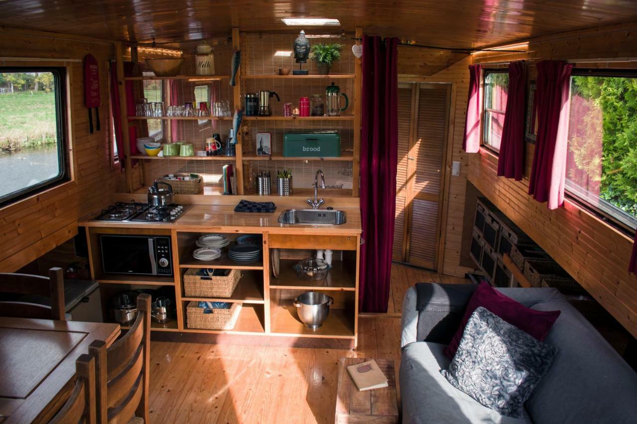 Houseboat פינקפיין מראה חיצוני תמונה