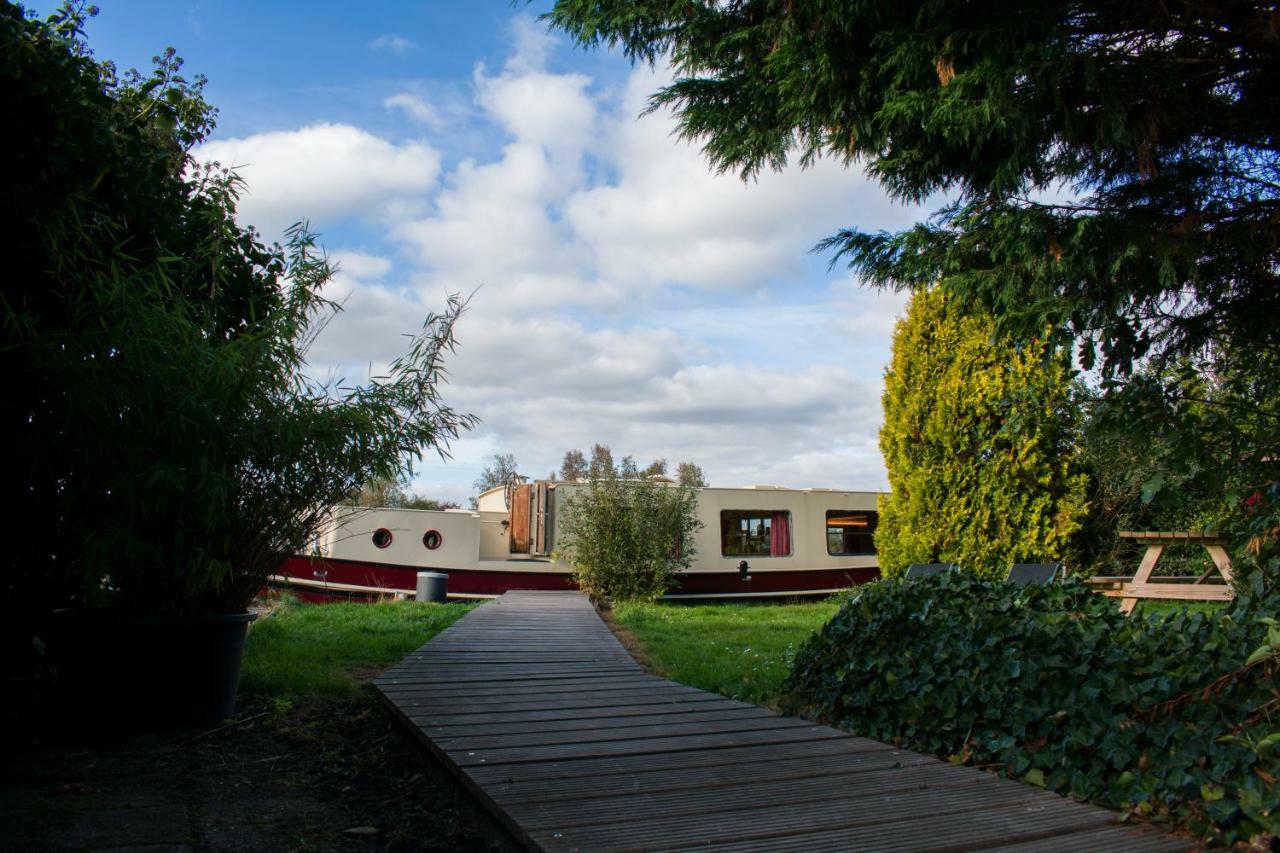 Houseboat פינקפיין מראה חיצוני תמונה