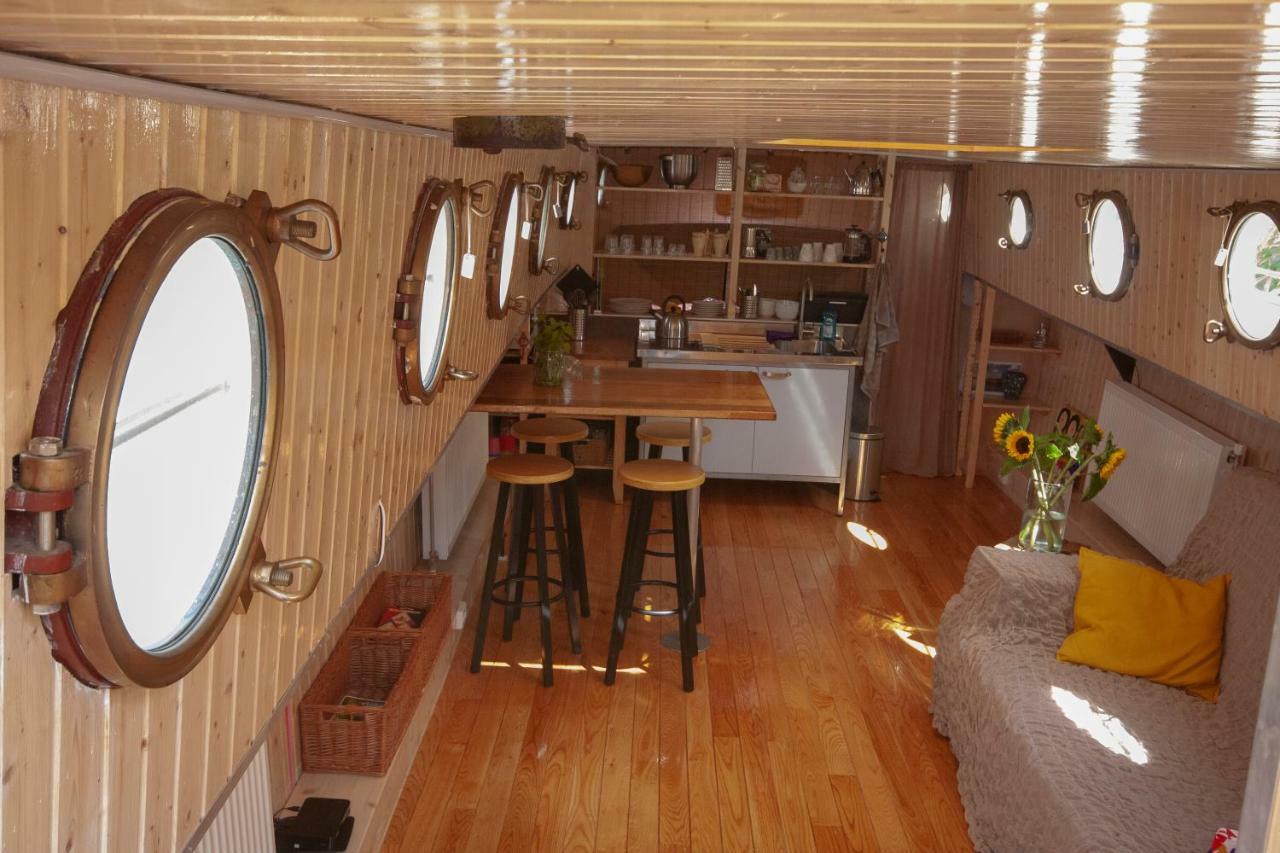 Houseboat פינקפיין מראה חיצוני תמונה