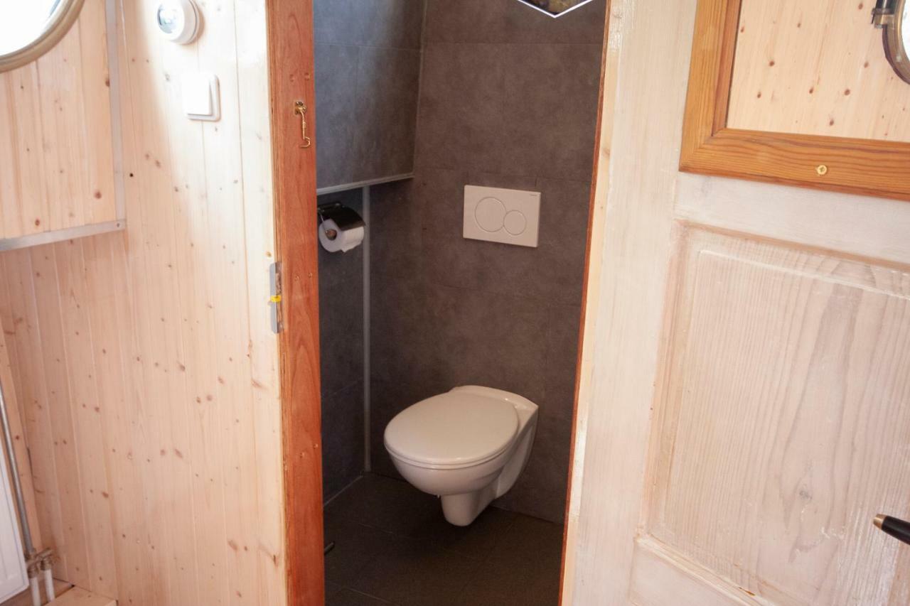 Houseboat פינקפיין מראה חיצוני תמונה